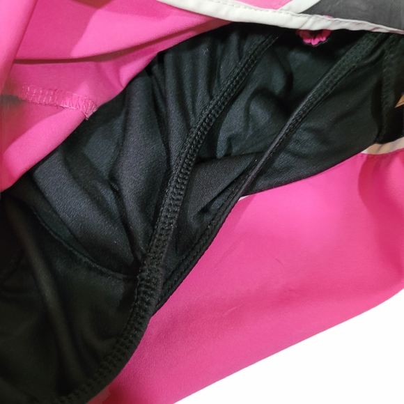 Nike Dri Fit Shorts - Picture 6 of 6